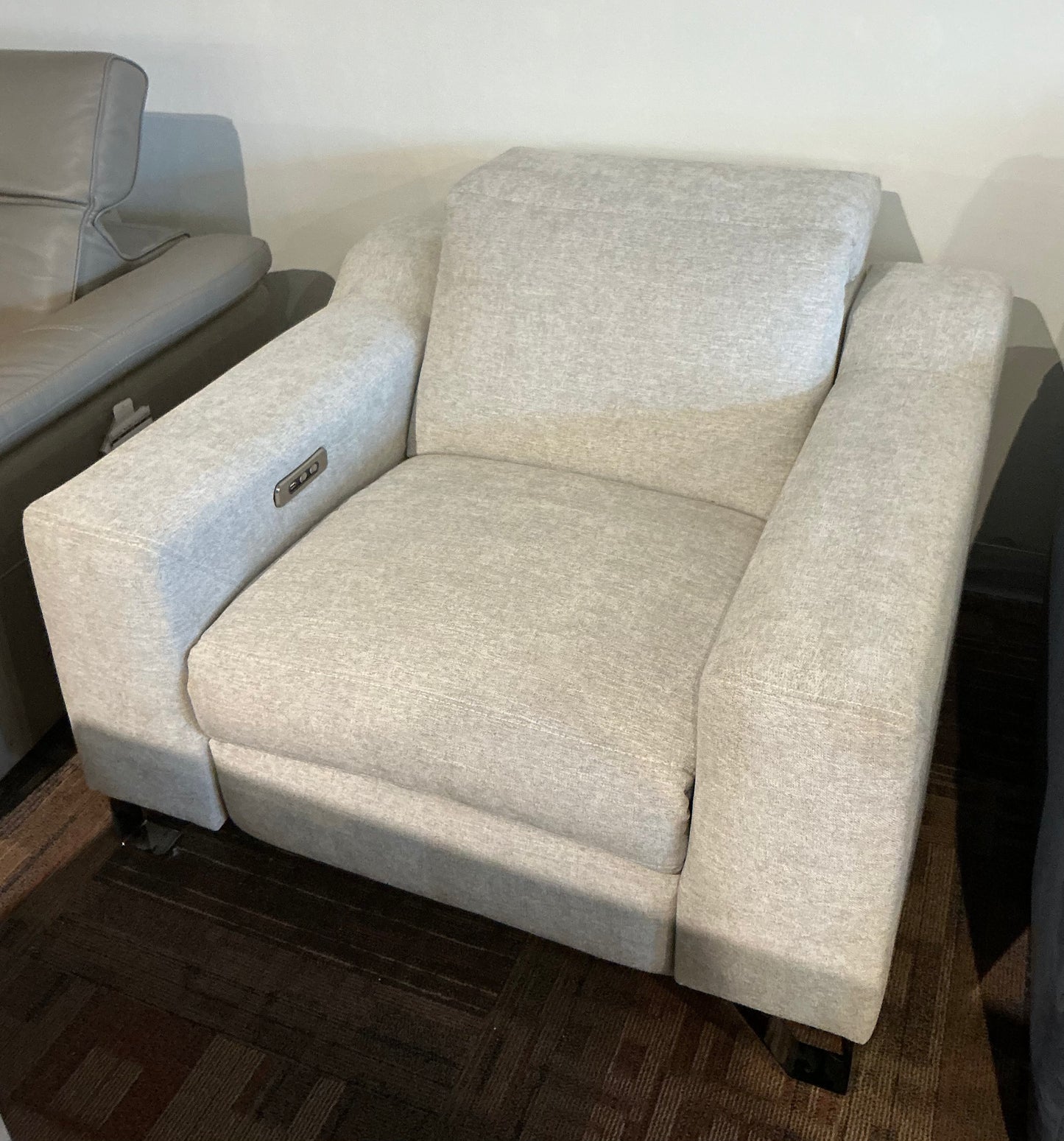 Palliser - Reclinging Armchair
