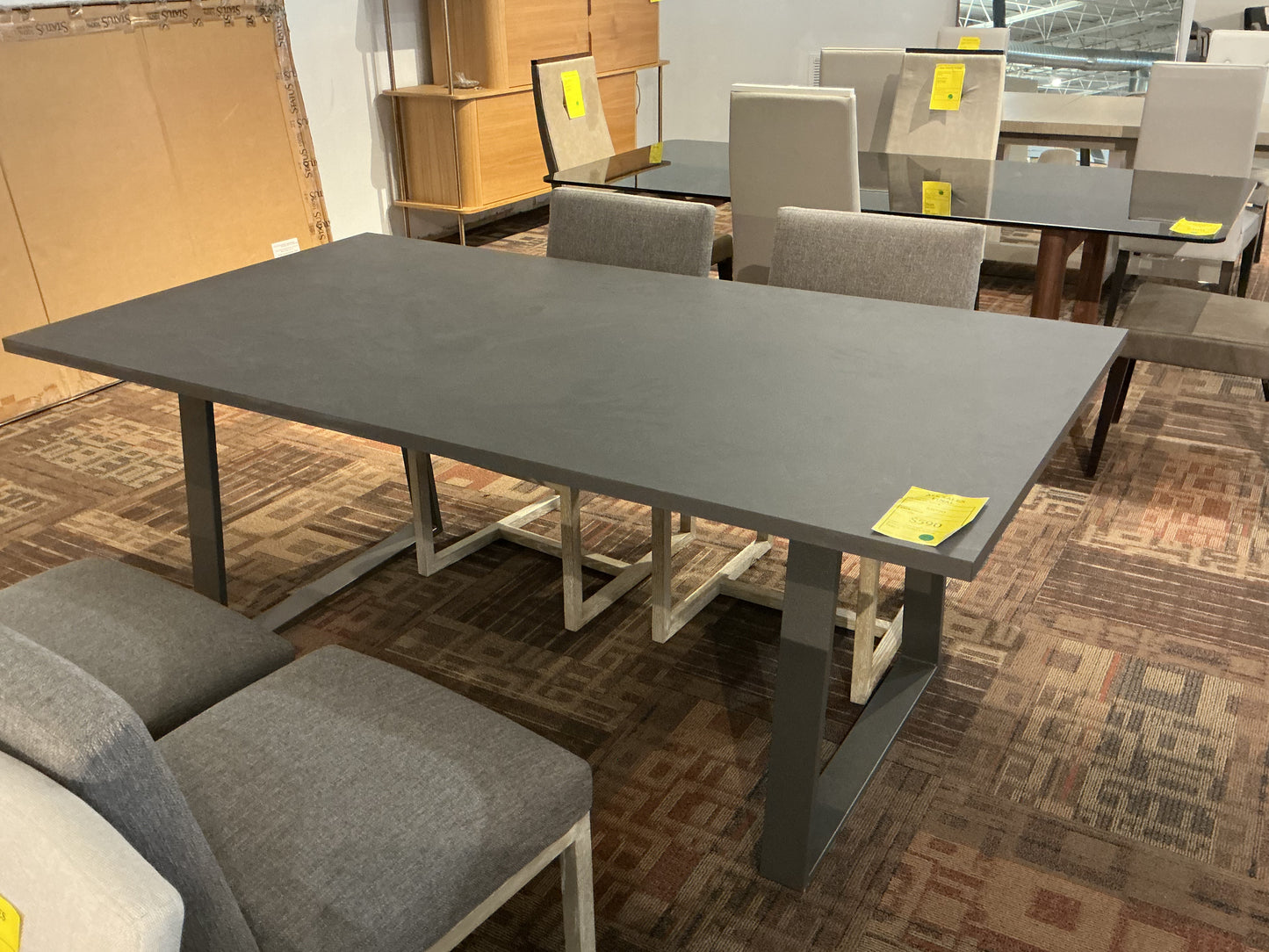 Status - Kali Large Table