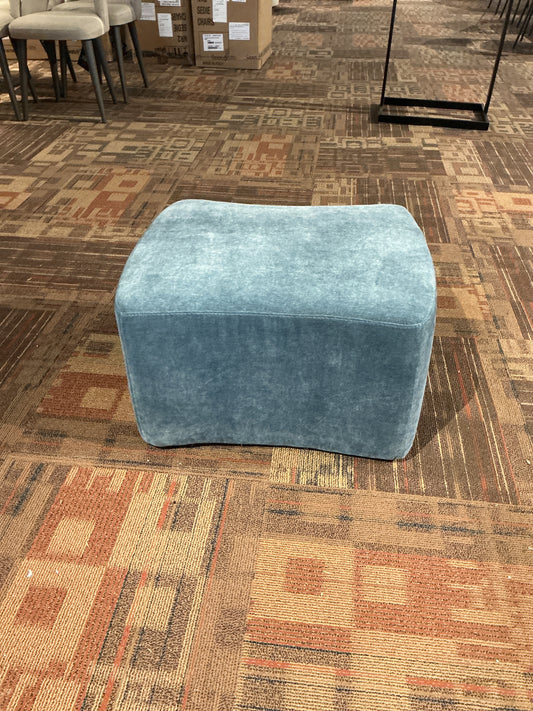 Max Divani - Kubo Ottoman (Turquoise)