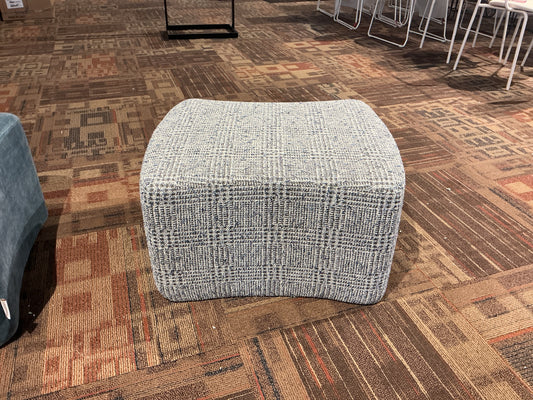 Max Divani - Kubo Ottoman (Speckled Blue/Gray)