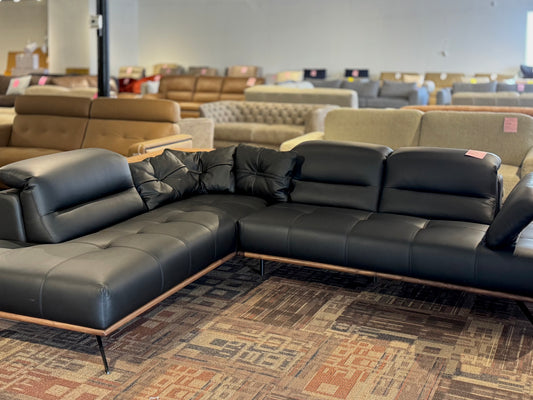 Incanto - i734 Sectional